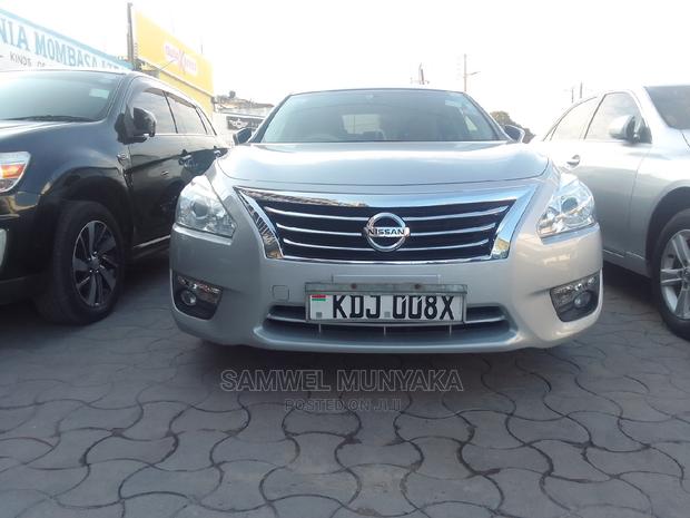 Nissan Teana 2016 Silver: Quality Sedan for Purchase
