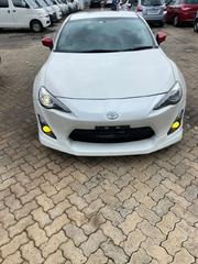 2016 GT86 in White - Ready for Adrenaline-Pumping Driving for sale