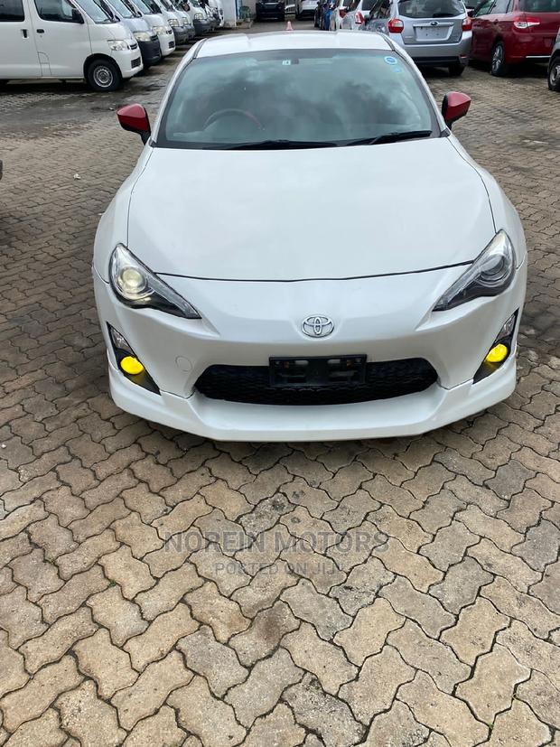 2016 GT86 in White - Ready for Adrenaline-Pumping Driving