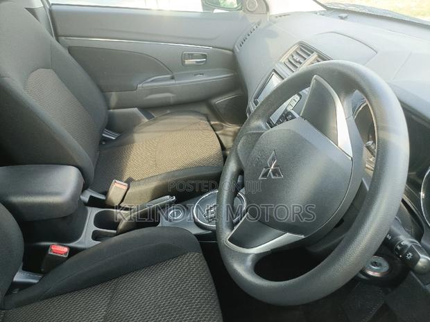 Mitsubishi RVR 2017 Silver