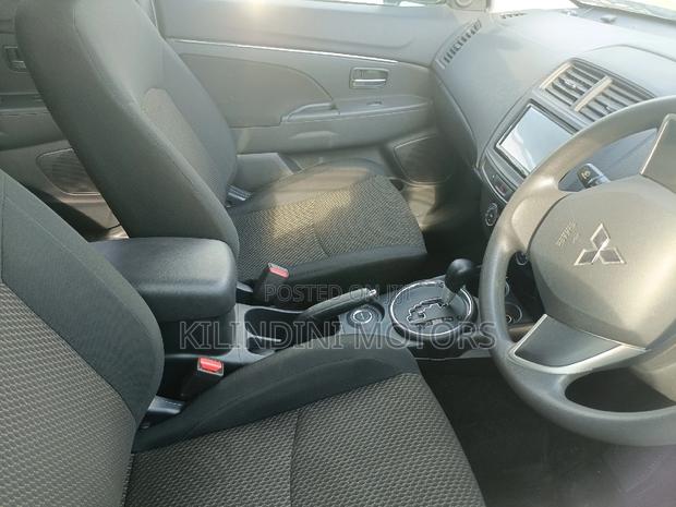 Mitsubishi RVR 2017 Silver