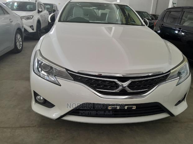 2014 Toyota Mark X White - Luxury Sedan for Sale