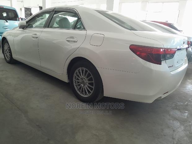 2014 Toyota Mark X White - Luxury Sedan for Sale