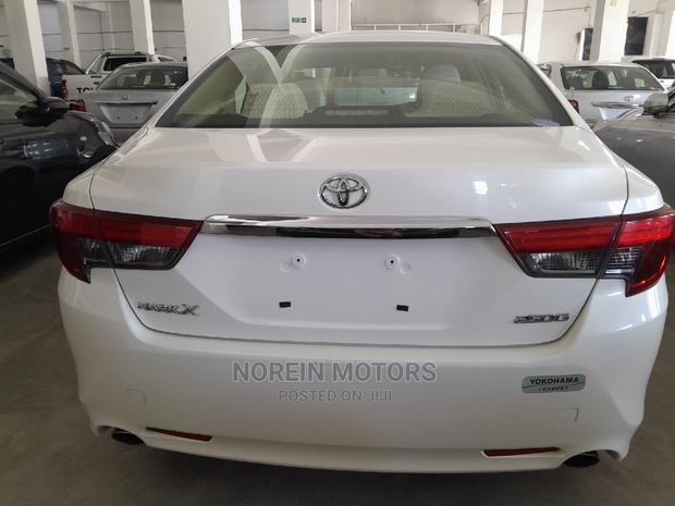 2014 Toyota Mark X White - Luxury Sedan for Sale
