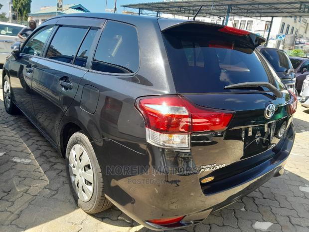 Pre-owned 2015 Toyota Corolla Fielder in Black - Top-Notch