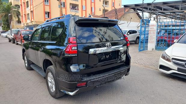 2018 Black Toyota Land Cruiser Prado 2.7: Affordable Pre-owned Luxury