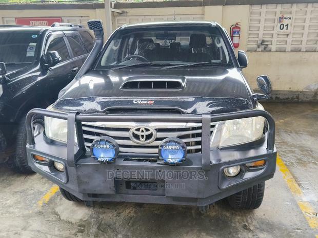 2016 Toyota Hilux SR5 Black HI-RIDER Off-Road