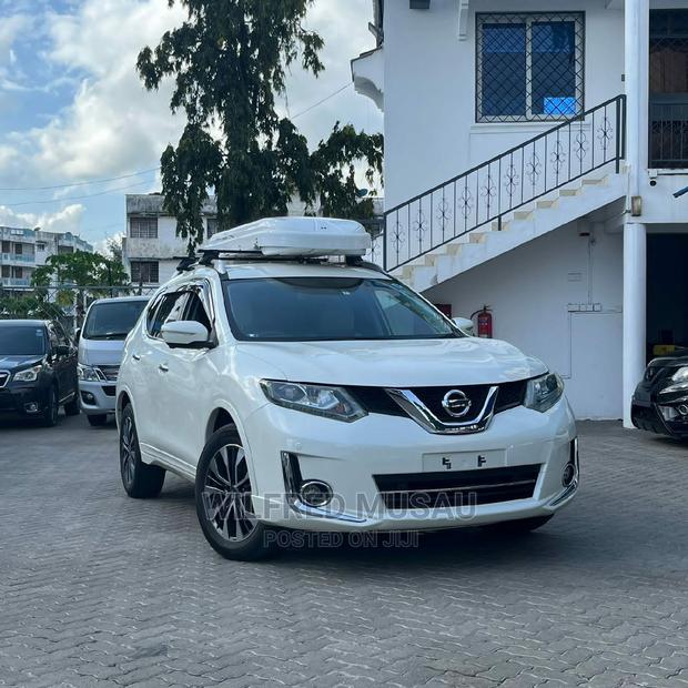 White Nissan X-Trail 2016 - Used SUV for Sale