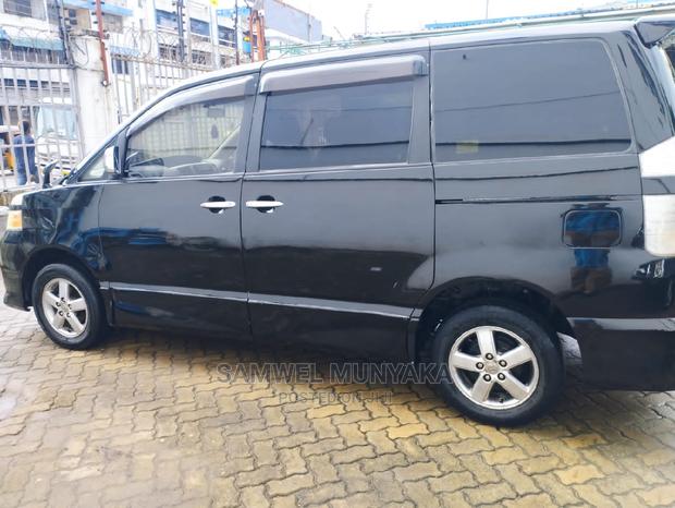 Pre-owned 2010 Toyota Voxy Black - Exceptional Condition!