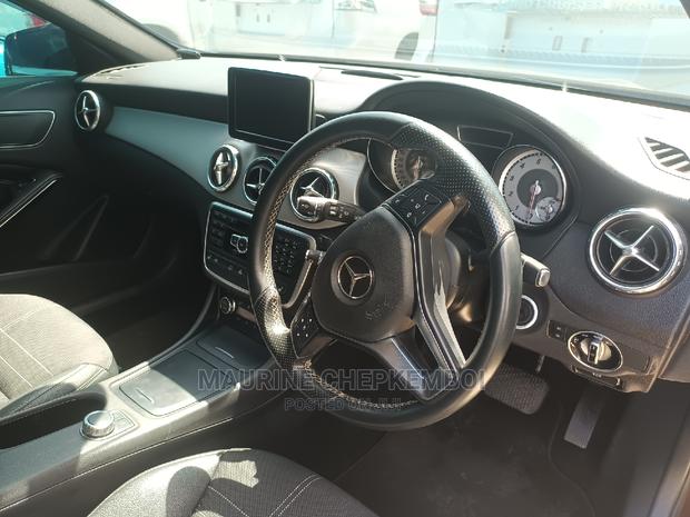 Mercedes-Benz GLA 250 2016 Gray