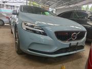 2019 Volvo V40 Blue: Stylish Scandinavian Hatchback for sale