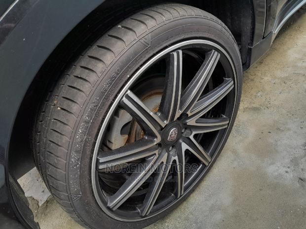 Honda Vezel 2016 Black - Spacious and Stylish Compact SUV