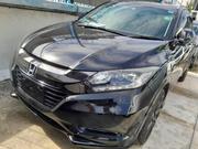 Honda Vezel 2016 Black - Spacious and Stylish Compact SUV for sale