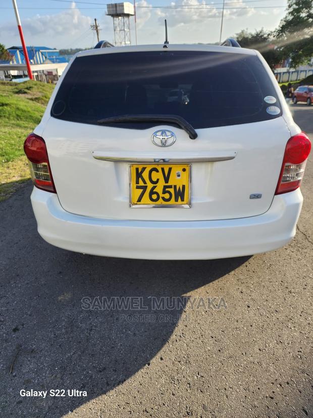 Used 2012 Toyota Corolla Fielder White - Affordable Luxury Sedan