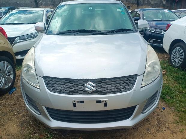 Suzuki Swift 2016 Silver