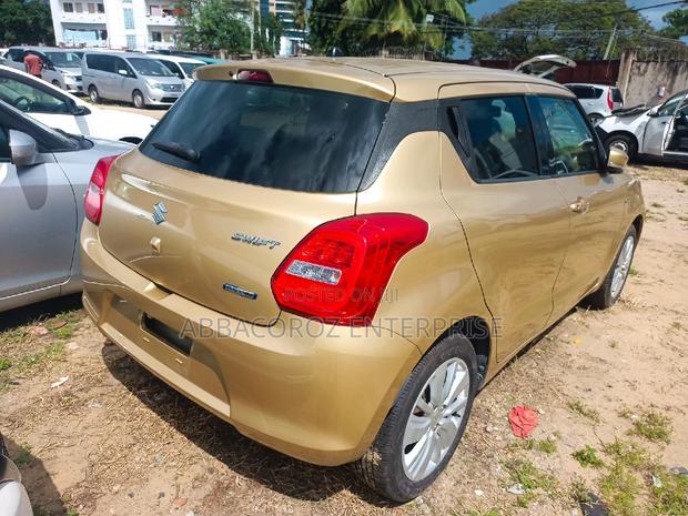 Suzuki Swift 2016 Brown
