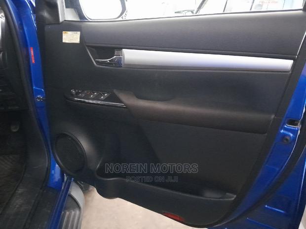 2016 Toyota Hilux Blue: Reliable and Efficient