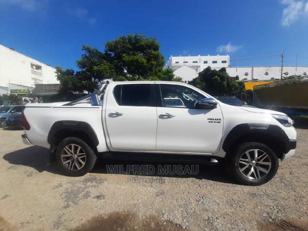2016 White Toyota Hilux - Used with Confidence, Drive with Ease