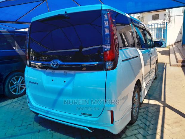 2016 Toyota Esquire - White: Sporty and Functional Sedan
