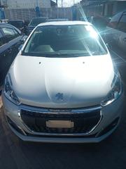 Peugeot 208 2016 White for sale
