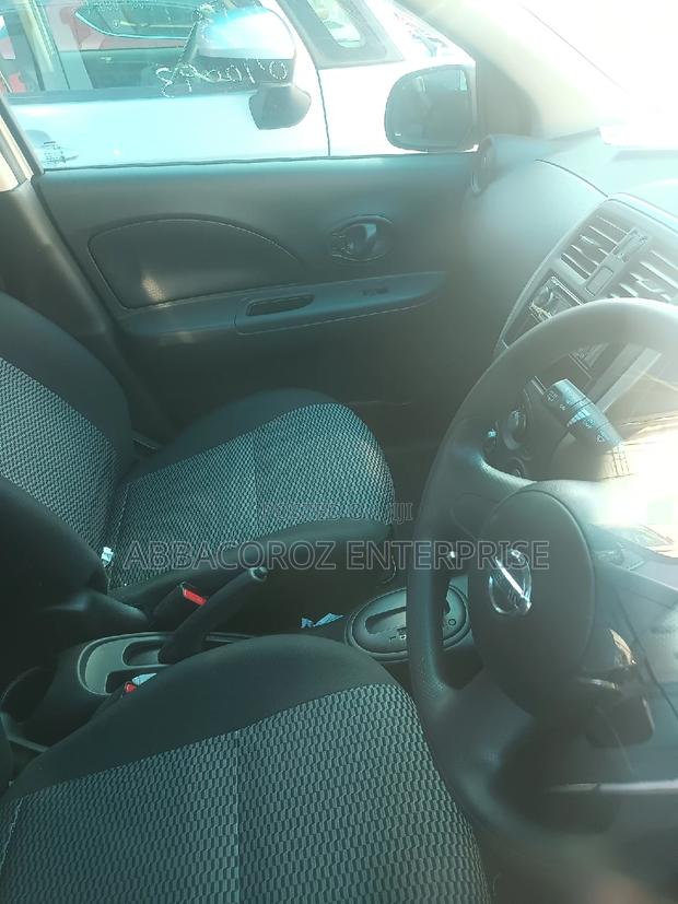Nissan March 2016 Silver