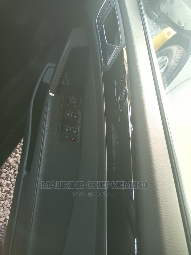 Volkswagen Touran 2016 Black