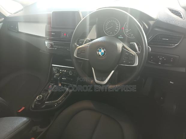 BMW 320i 2016 Black