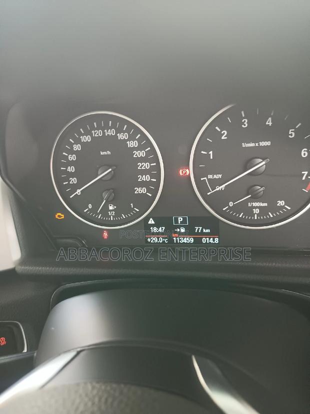 BMW 320i 2016 Black
