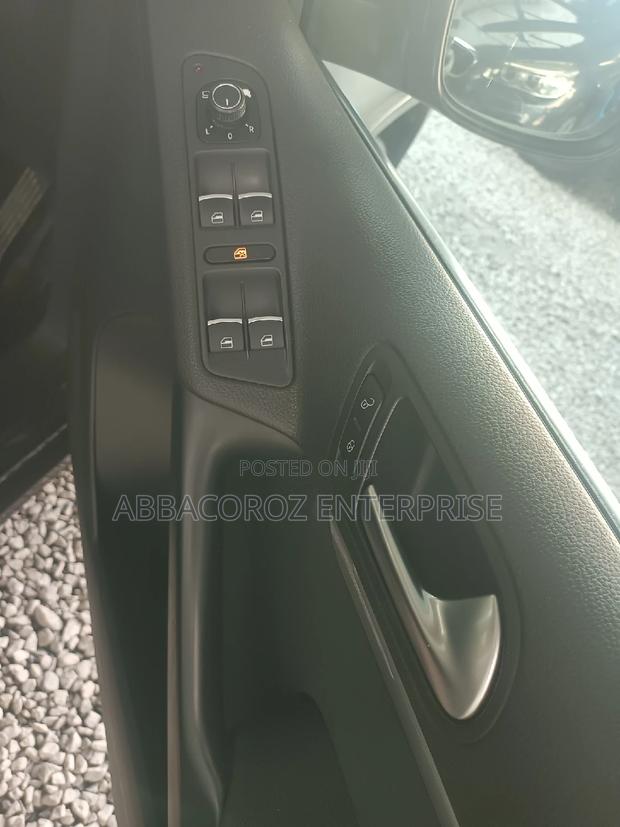 Volkswagen Tiguan 2016 Gray