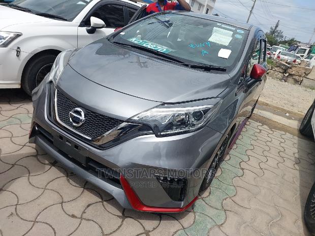 Nissan Note 1.2 Hybrid NISMO 2017 - Pre-owned Gray