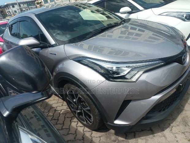 Toyota C-HR 2023 Silver