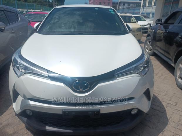Toyota C-HR 2023 White
