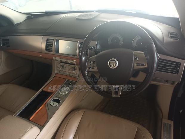 Jaguar XF 2016 Black