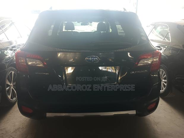 Subaru Outback 2016 Black