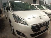 Peugeot 5008 2017 White for sale