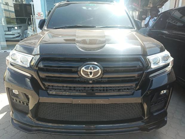 Toyota Land Cruiser 2017 Black