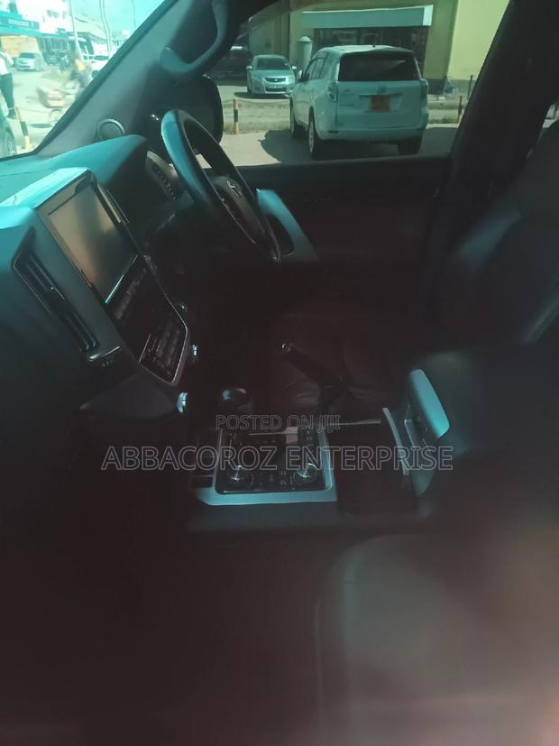 Toyota Land Cruiser 2017 Black