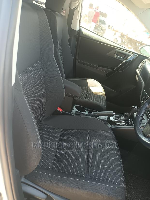 Toyota Auris 2016 White