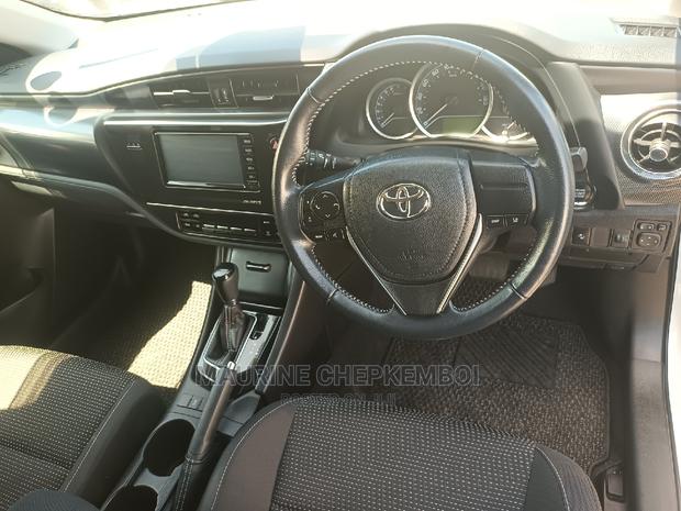 Toyota Auris 2016 White