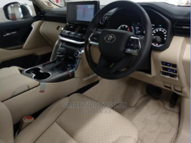 New 2023 Toyota Land Cruiser Pearl: Unmatched Capability and Luxury