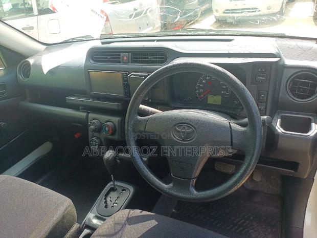 Toyota Succeed SV Premium 2016 White