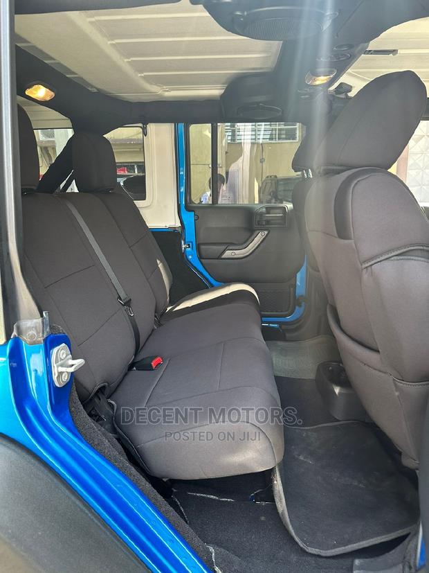 Quality Used: 2017 Blue Jeep Wrangler Rubicon 4x