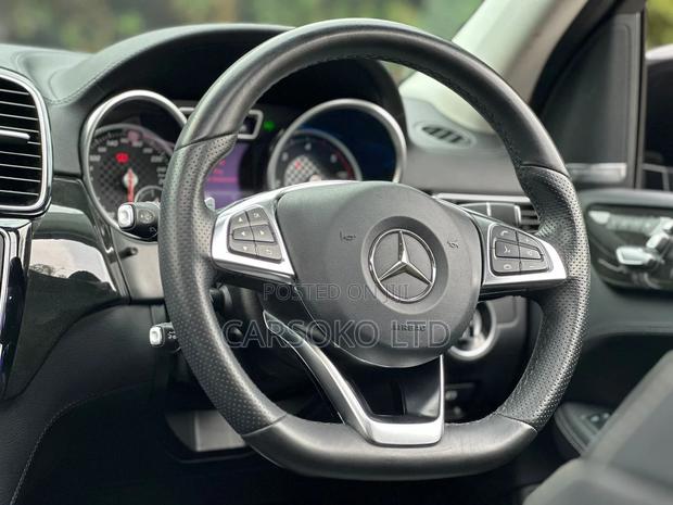 Mercedes-Benz GLE-Class GLE 350d 4MATIC 2016 Black