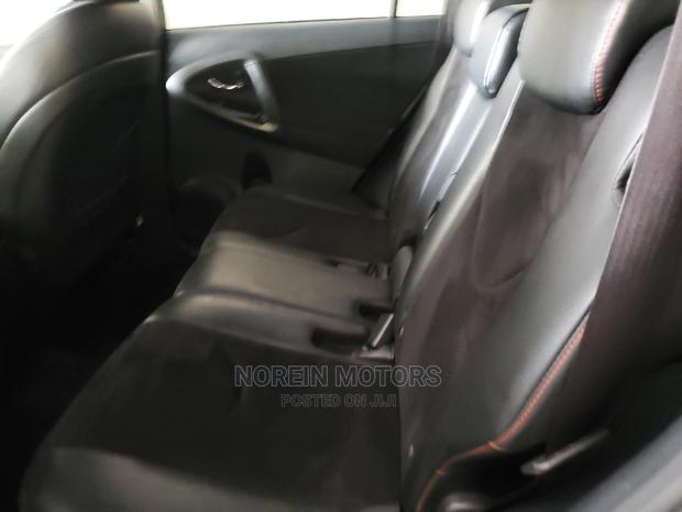 Black 2016 Toyota Vanguard: Ultimate Black SUV Experience
