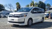 Toyota Voxy 2016 White for sale