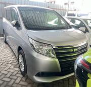 Toyota Noah 2.0 AWD (8 Seater) 2017 Silver for sale