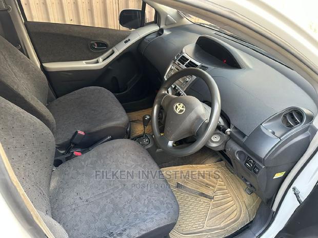 Toyota Vitz 1.3 FWD 5dr 2009 in White - Modern compact car with great fuel efficiency and comfort