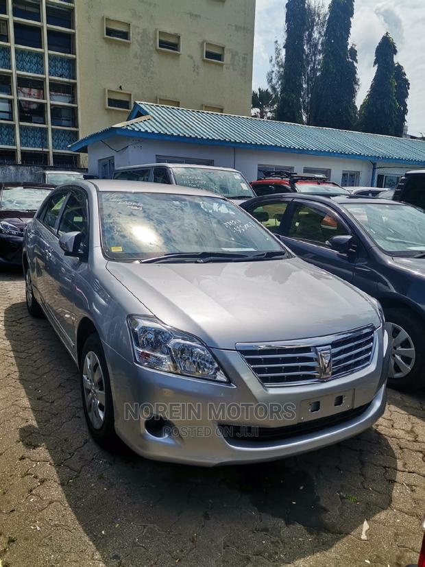 2016 Toyota Premio Silver - Affordable, Four-Door Sedan with Excellent Features