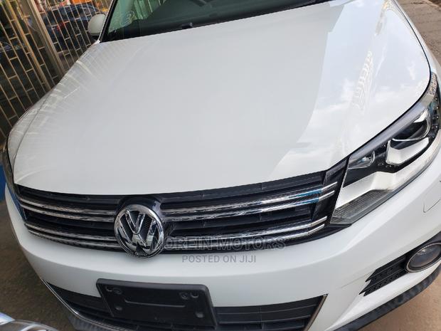 White Volkswagen Tiguan 2016 - Spacious Family Car