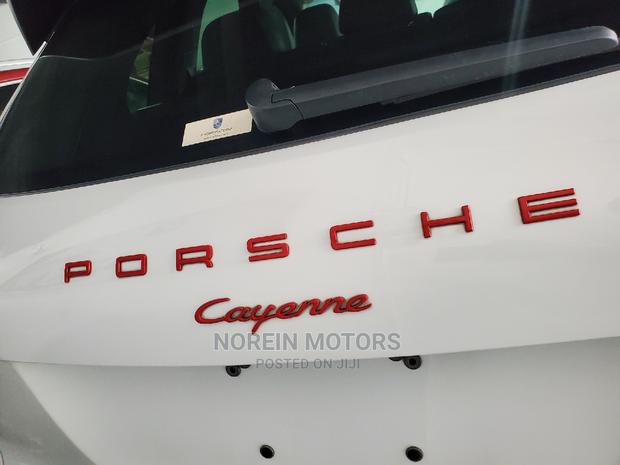White 2017 Porsche Cayenne - Pre-owned Sports Utility Vehicle